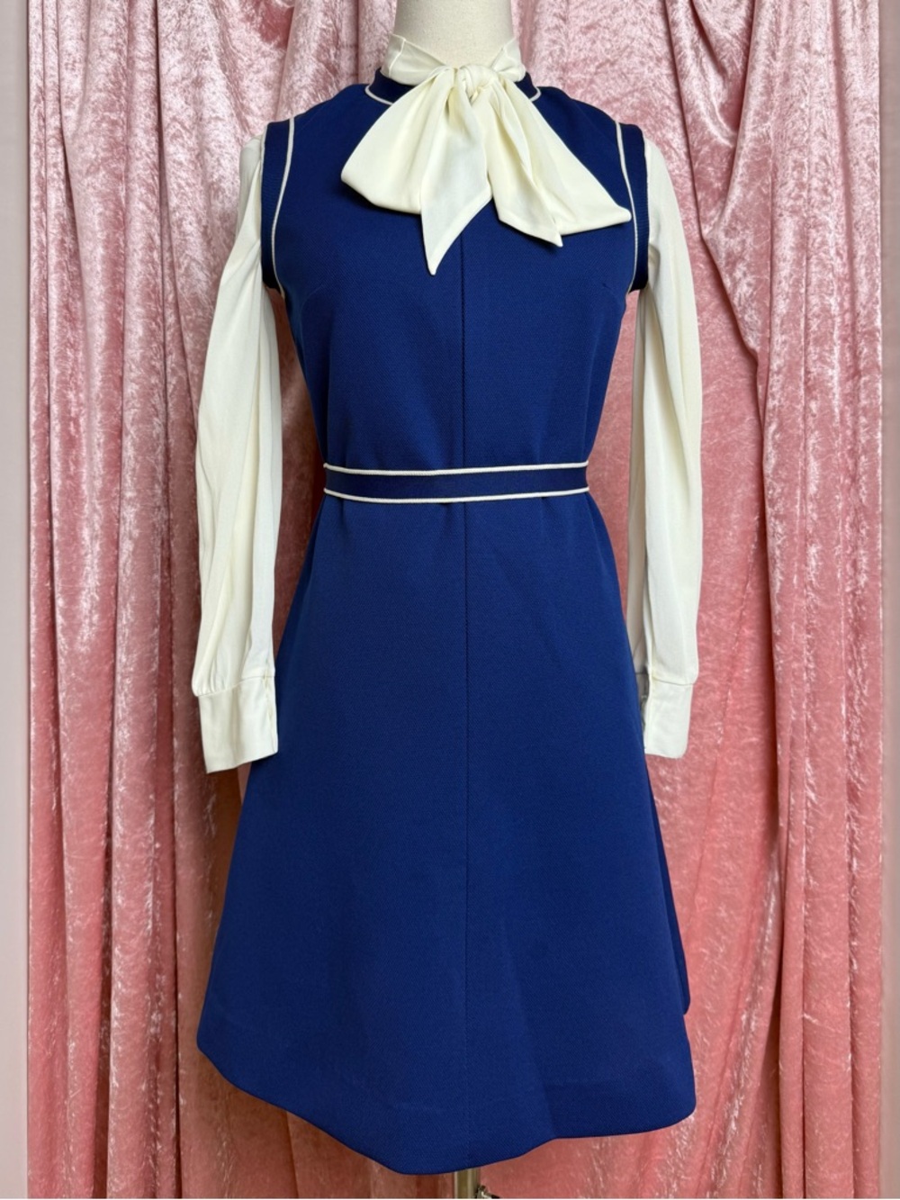 Vintage Mod Dress Blue White Trim Belt Sleeveless A Line Mini